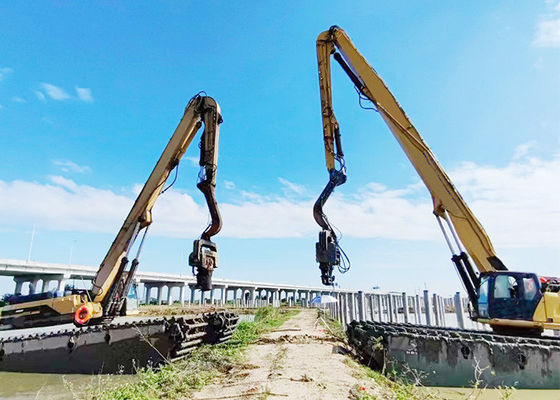 Máy đào tùy chỉnh lái xe tay lái xe gắn cho mèo Hitachi Komatsu