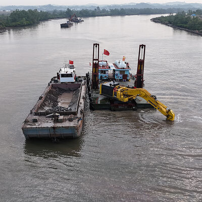 Bệ phóng máy xúc dài